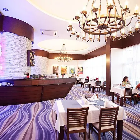 诺瓦公园酒店 5* 锡德