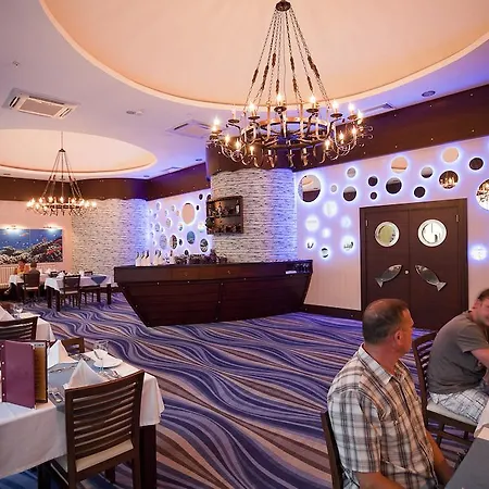 诺瓦公园酒店 5*